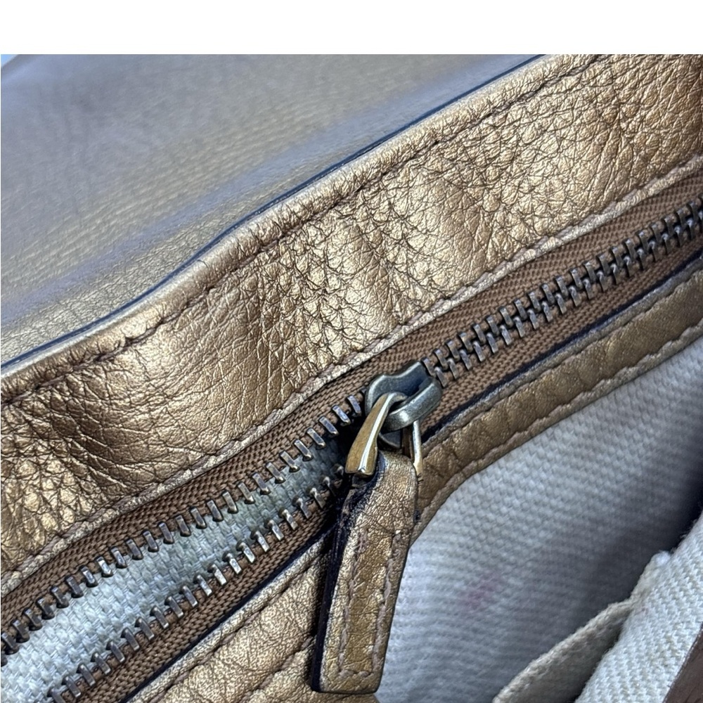 Authentic Gucci Metallic Gold Soho Chain Flap Bag Shoulder Crossbody - Picture 7 of 16